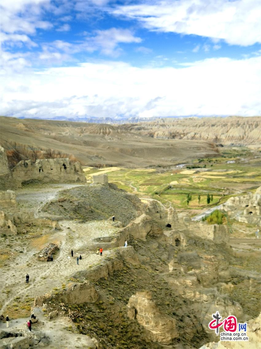 高原特色的旅游之路(组图)新葡京娱乐高舜礼：蹚出一条(图10)
